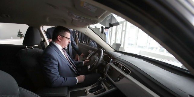 В автохаусах в Беларуси могут запретить продажу машин за наличные