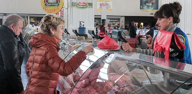 В Беларуси при торговле продуктами на рынках акцент сделан на доверии субъекту хозяйствования