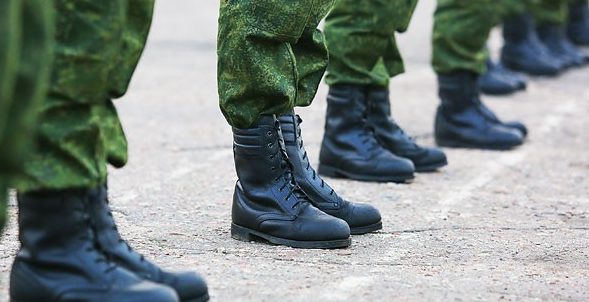 Денежное довольствие военнослужащих срочной службы возрастет более чем в два раза с 1 января