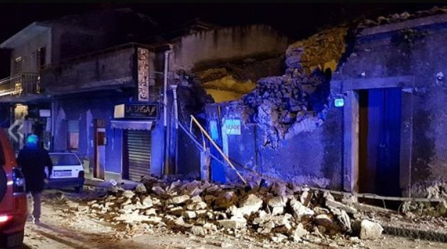 Серия землетрясений произошла на Сицилии, 10 человек пострадали