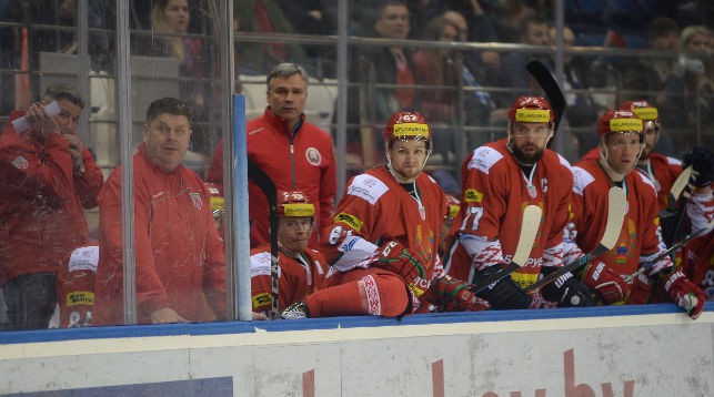 Хоккеисты сборной Беларуси отправились на мировое первенство в Казахстан