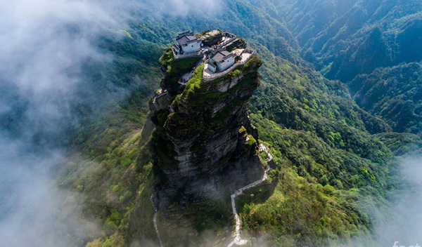 Гора Фаньцзиншань – святыня китайских буддистов