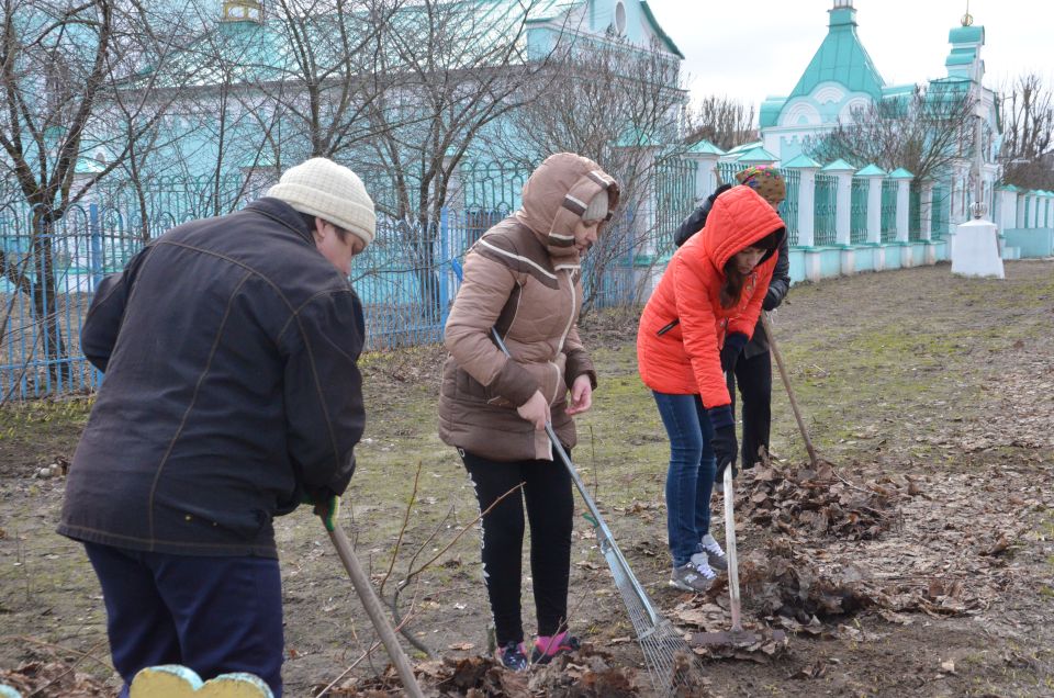 Жители района принимают активное участие в месячнике по наведению порядка на земле