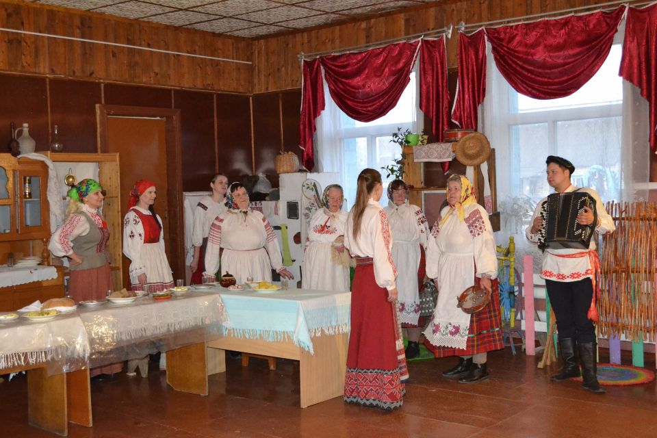 В Ивановском Доме культуры провели обряд «Уваходзіны»