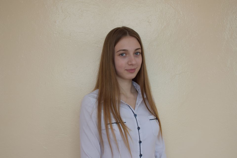 Арина Николаенко, ученица 8 класса: ” Я участвую в акции “Беларусь помнит, потому что хочу, чтобы история не забывалась”