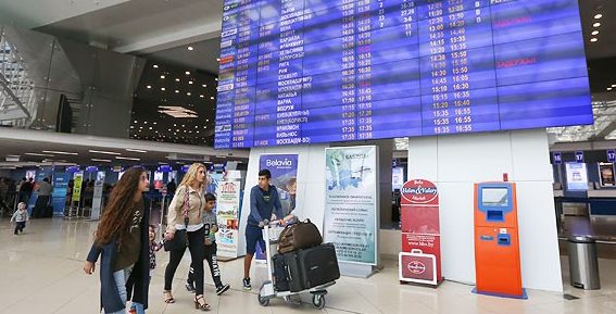 Беларусь по безвизу через аэропорт Минск посетили около 244 тыс. туристов