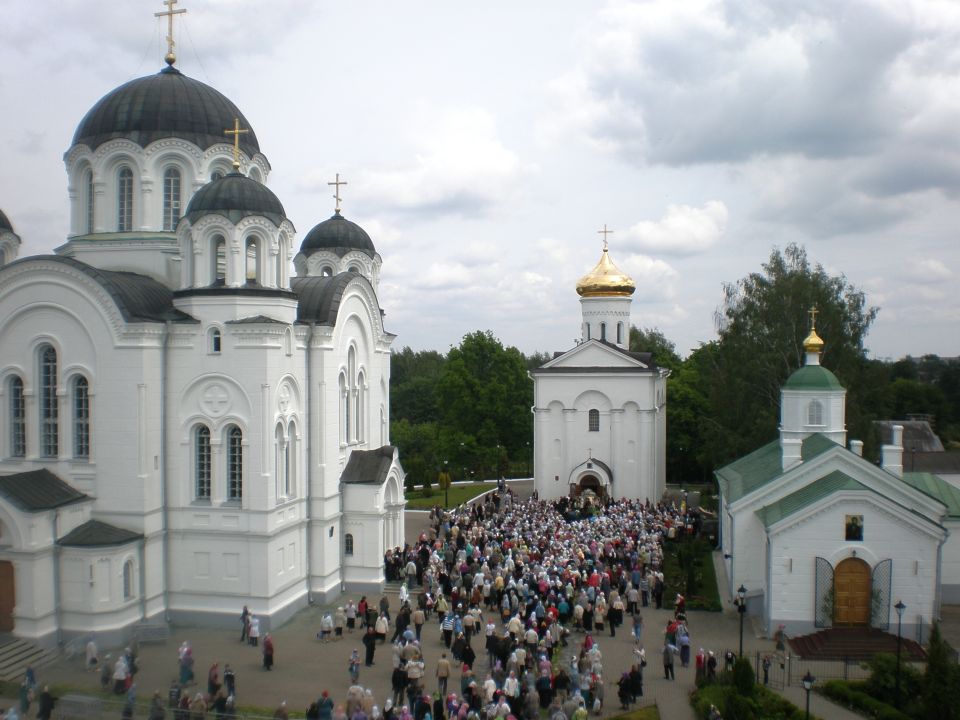 Крестный ход объединит тысячи верующих в день памяти Евфросинии Полоцкой