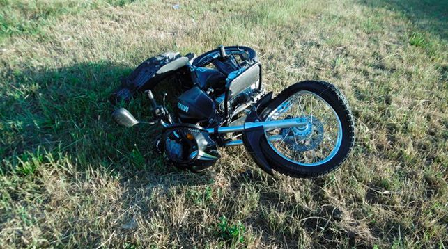В Житковичском районе 17-летний мотоциклист-бесправник после ДТП попал в реанимацию