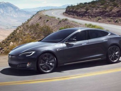 Tesla Model S установила рекорд пробега без замены двигателя
