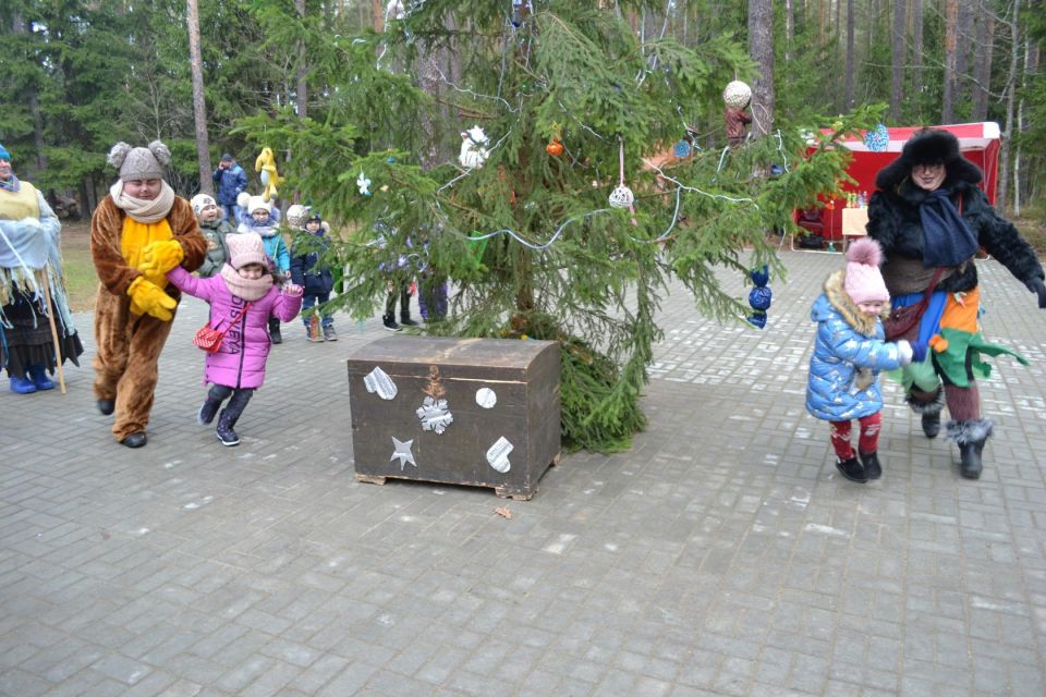 На Хотимщине самая сказочная усадьба Деда мороза