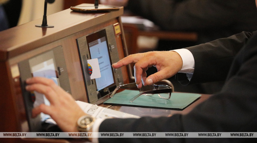 Депутаты приняли в первом чтении поправки в закон о персонифицированном учете в соцстраховании