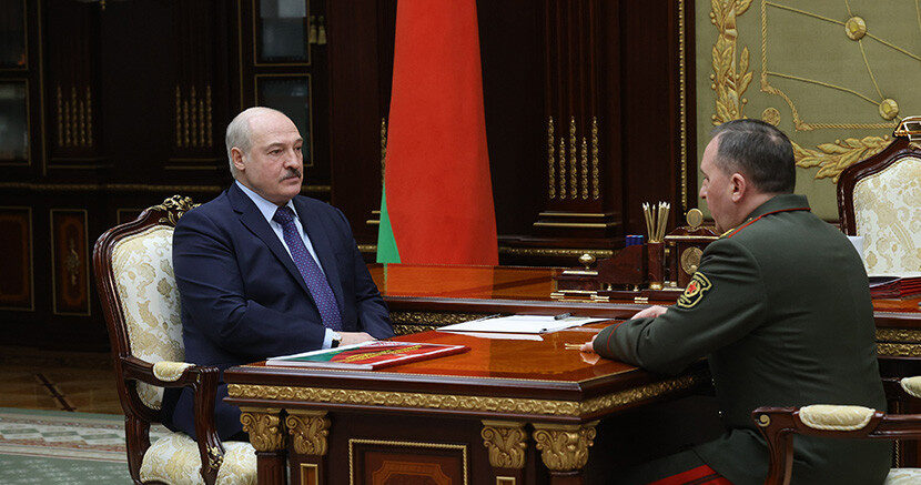 Лукашенко обсудил с министром обороны замысел белорусско-российского учения “Запад-2021”