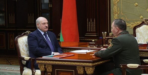 Лукашенко обсудил с Министром обороны замысел белорусско-российского учения «Запад-2021»