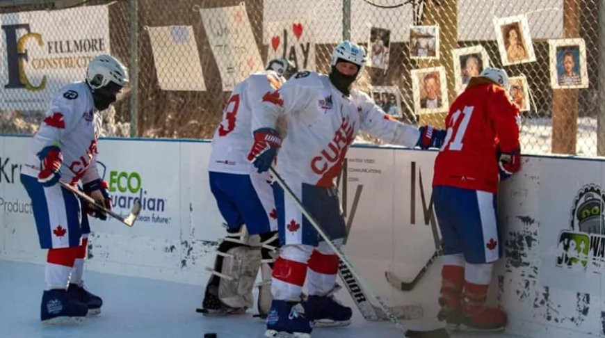 В Канаде прошел самый длинный хоккейный матч, завершившийся со счетом 2649:2528
