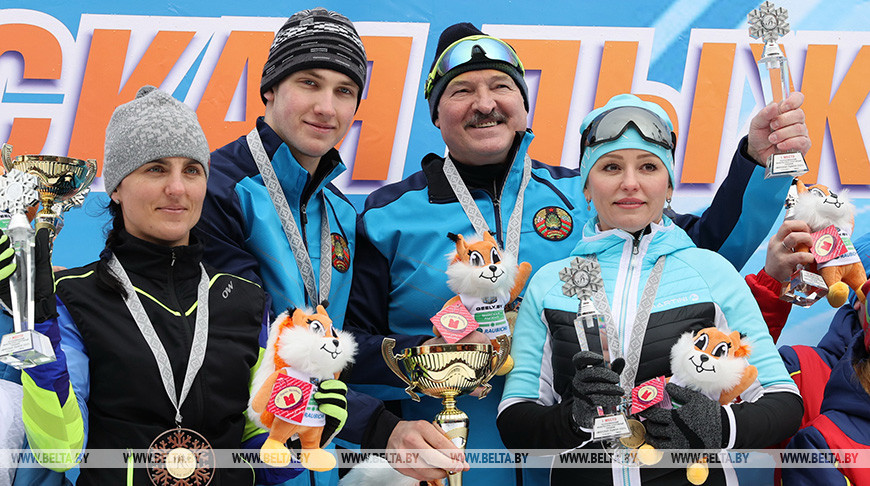 Команда Президента Беларуси победила в эстафете на “Минской лыжне”