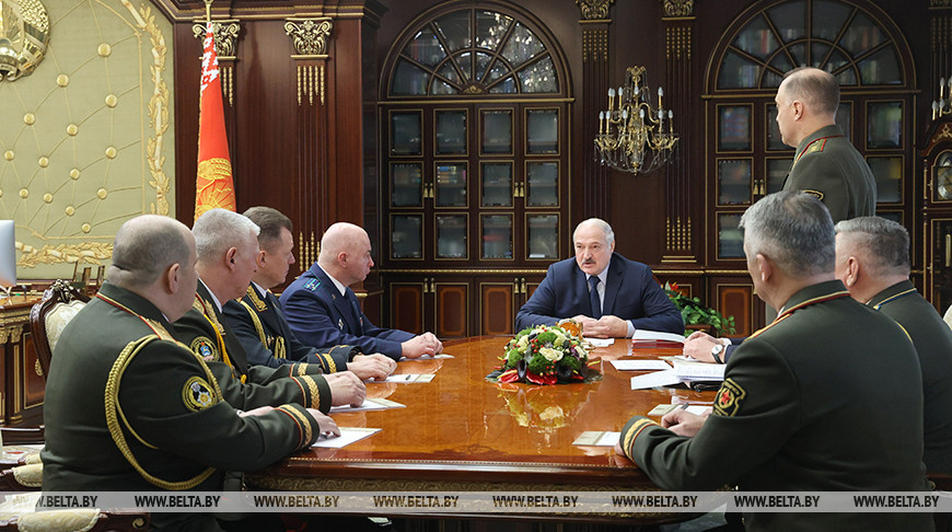 Главы МЧС и СК, военные, замы в министерствах и ректоры – Лукашенко рассмотрел кадровые вопросы