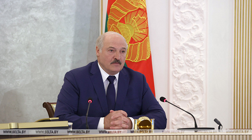 Лукашенко: на нашей стороне правда и подавляющее большинство людей