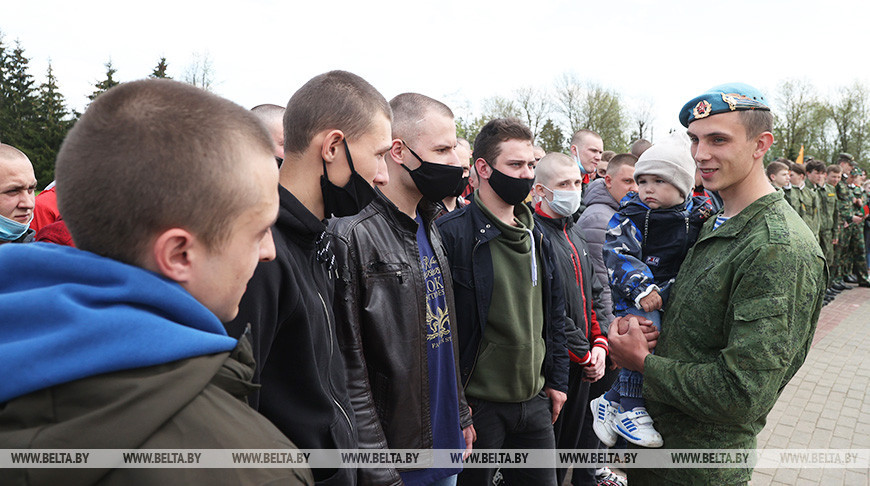 Более 150 призывников Могилевской области направлены на срочную военную службу