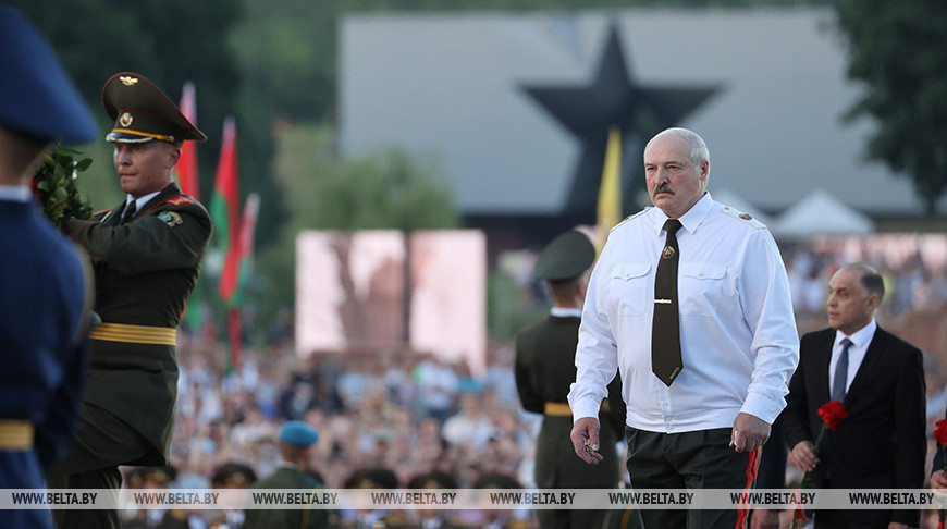 Лукашенко: Европа пытается разрушить Беларусь, но ждет от нас защиты геополитических интересов