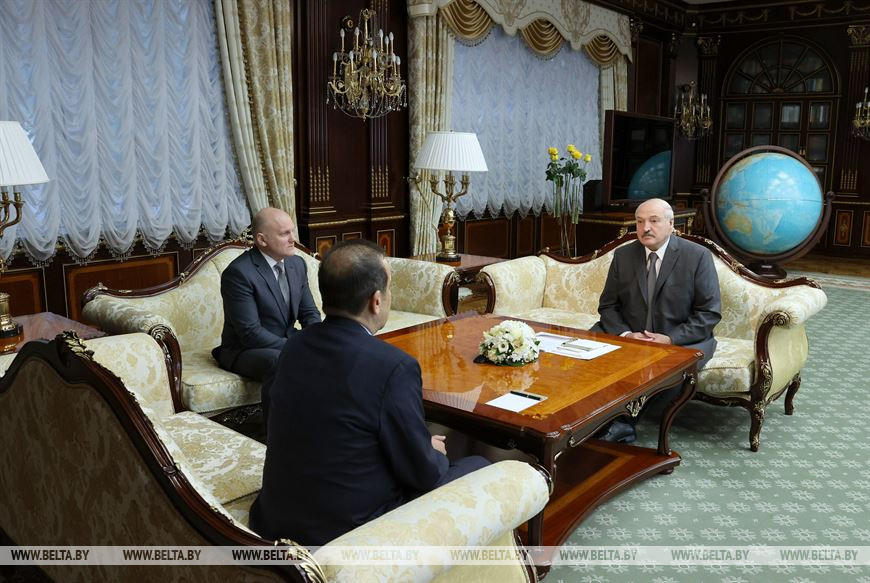 Спецслужбы Беларуси и Казахстана расширяют сотрудничество. Лукашенко встретился с главой КНБ Казахстана