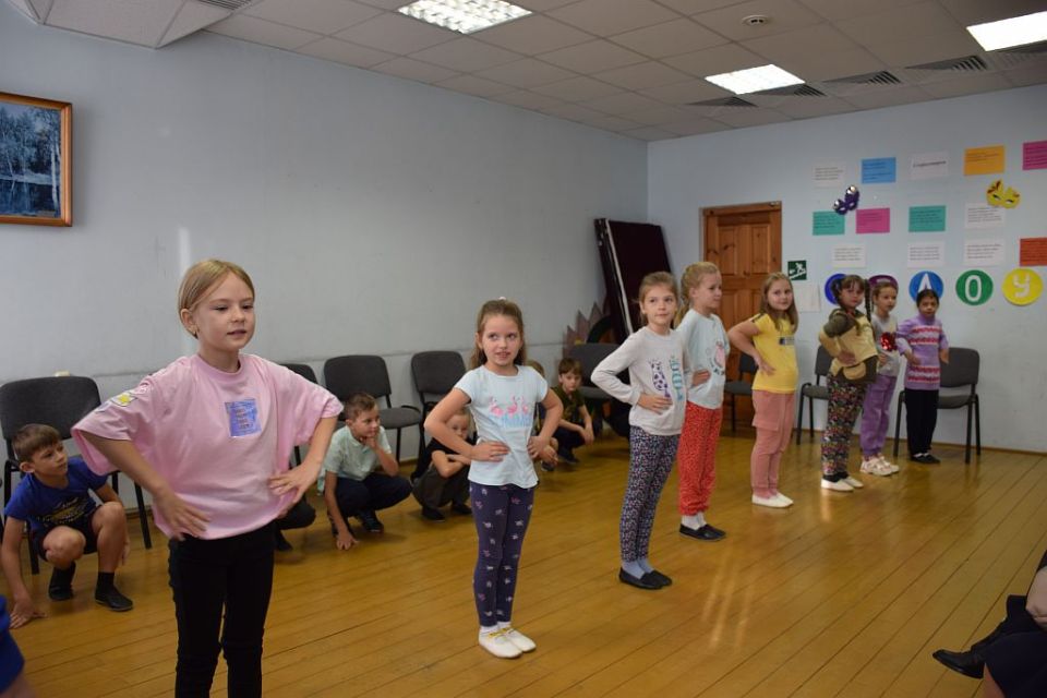 В преддверии Дня матери учащиеся Хотимской ДШИ провели открытый урок по сценической речи
