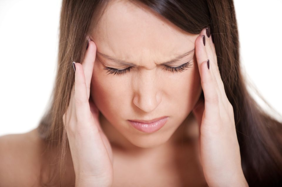 Невролог рассказала, о чем сигнализируют ежедневные головные боли