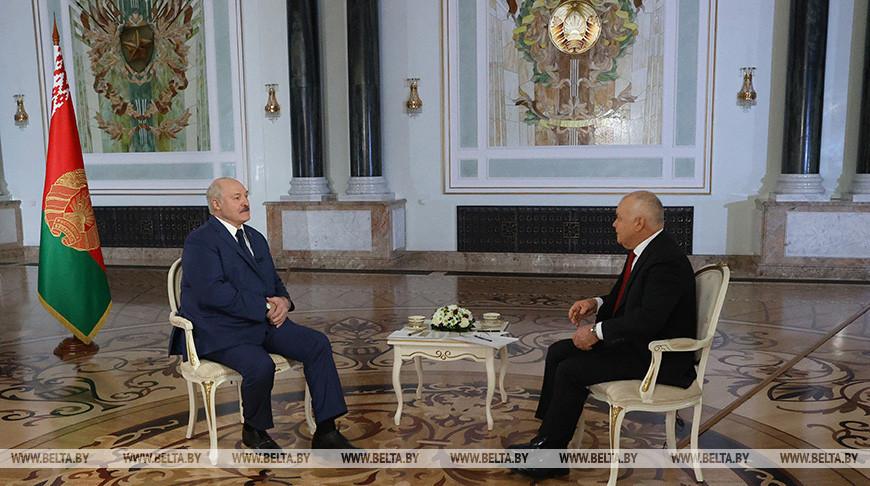 Александр Лукашенко дал интервью гендиректору МИА “Россия сегодня” Дмитрию Киселеву