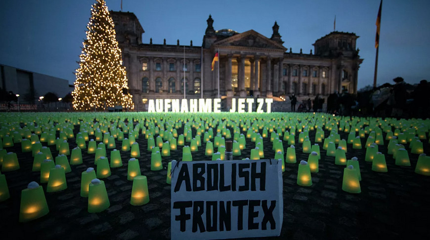 Шесть тысяч зеленых огней: в Германии просят принять беженцев