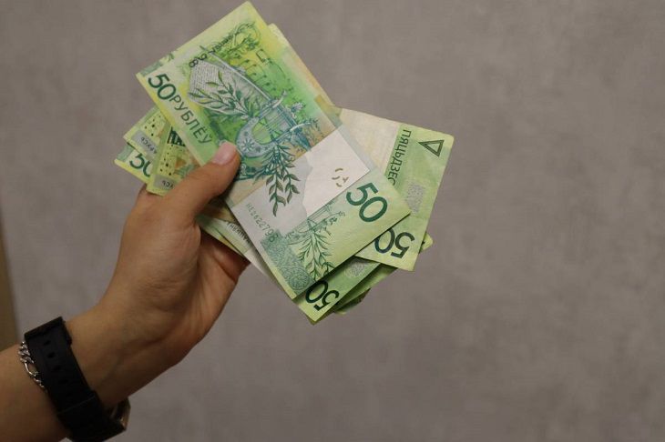 Оплачиваемые выходные и денежные компенсации. Какие новации ожидают белорусов