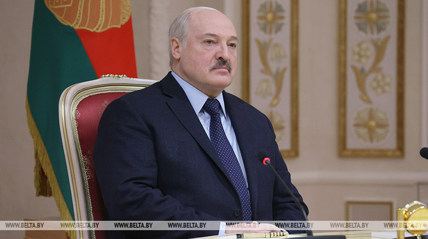 Лукашенко вновь переболел коронавирусом, на этот раз омикроном