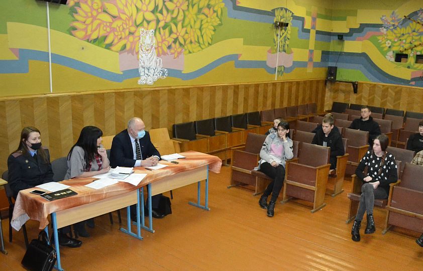 В Великолиповском УПК прошла встреча по профилактике правонарушений и преступлений