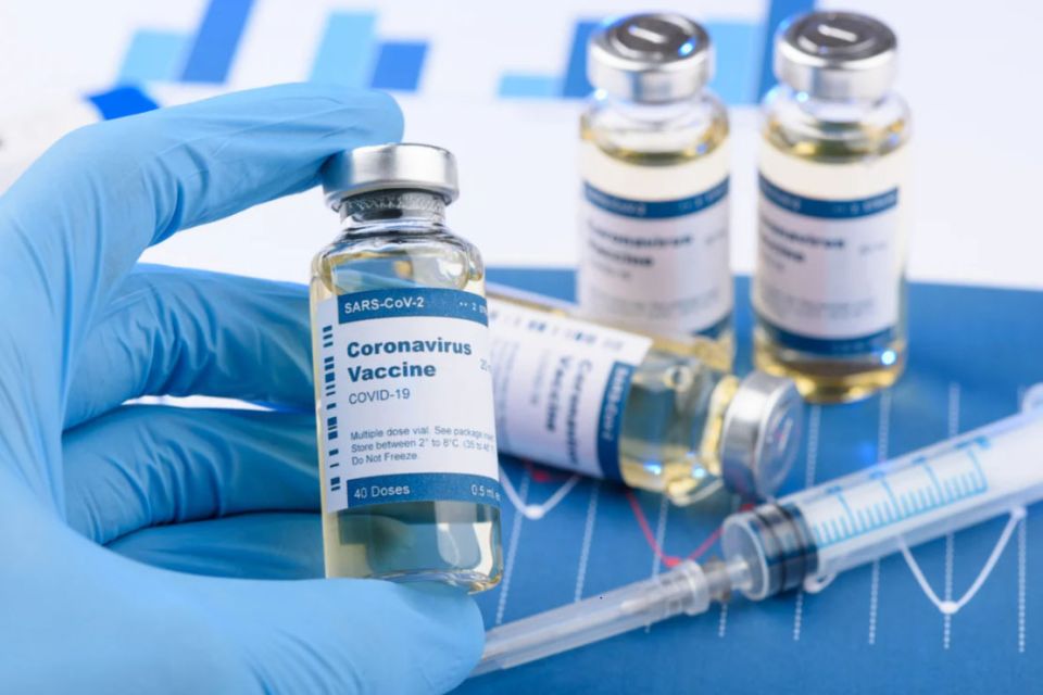 ВОЗ: чтобы остановить омикрон-штамм, нужно вакцинировать 70% населения каждой страны