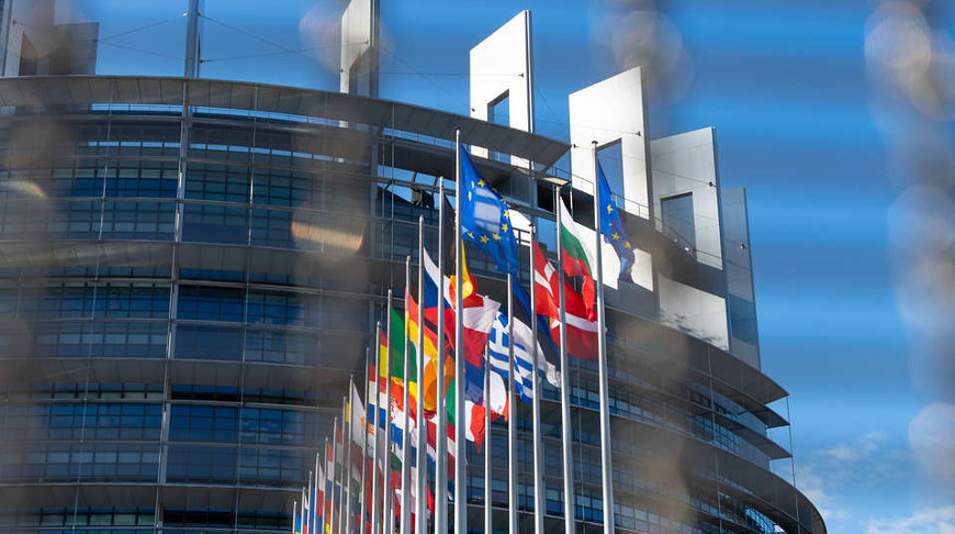 Евросоюз утвердил четвертый пакет антироссийских санкций