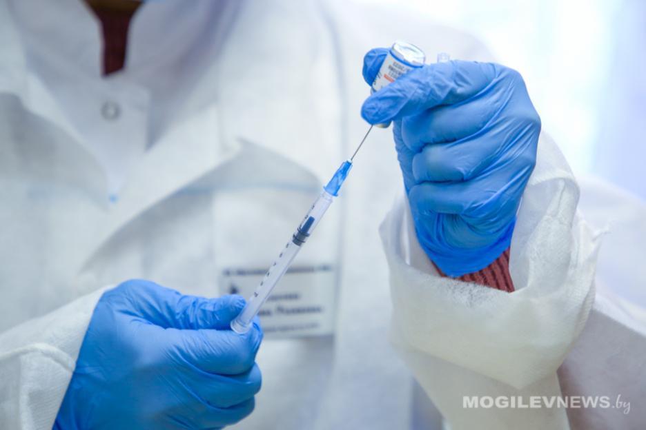 Полный курс вакцинации против COVID-19 прошли более 5 864 000 белорусов