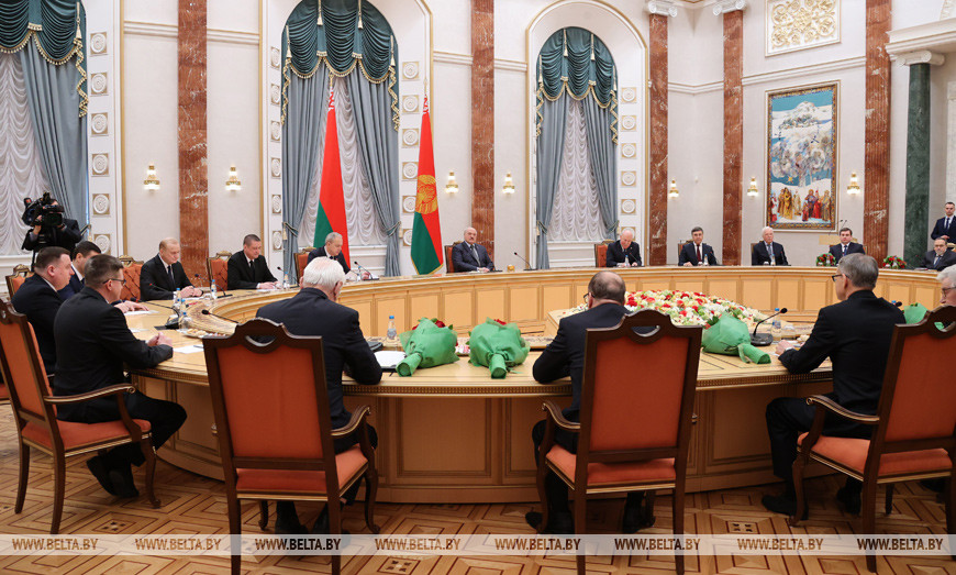 Лукашенко: народы Беларуси и России отвечали и будут отвечать на вызовы вместе