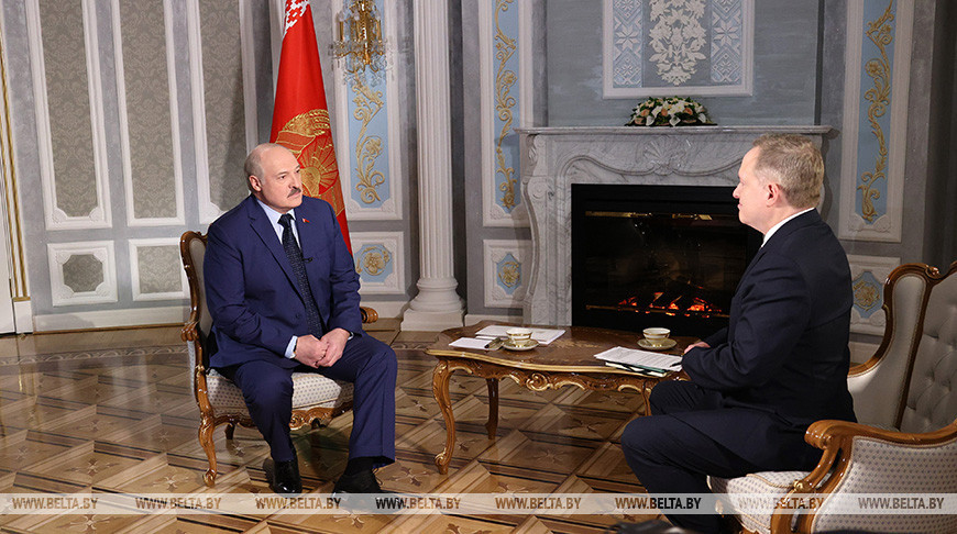 Лукашенко: Беларусь делала и делает все, чтобы войны между Украиной и Россией не было