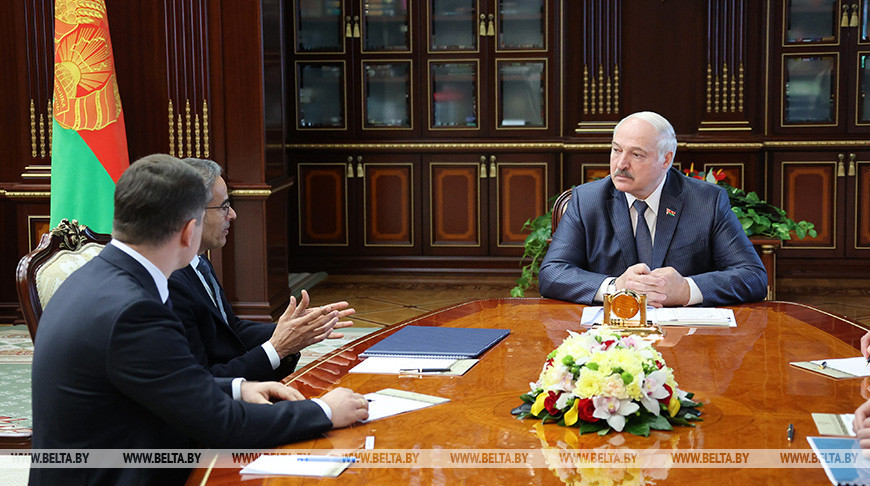 Лукашенко обсудил с арабским инвестором строительство “Северного берега” и сотрудничество в IT