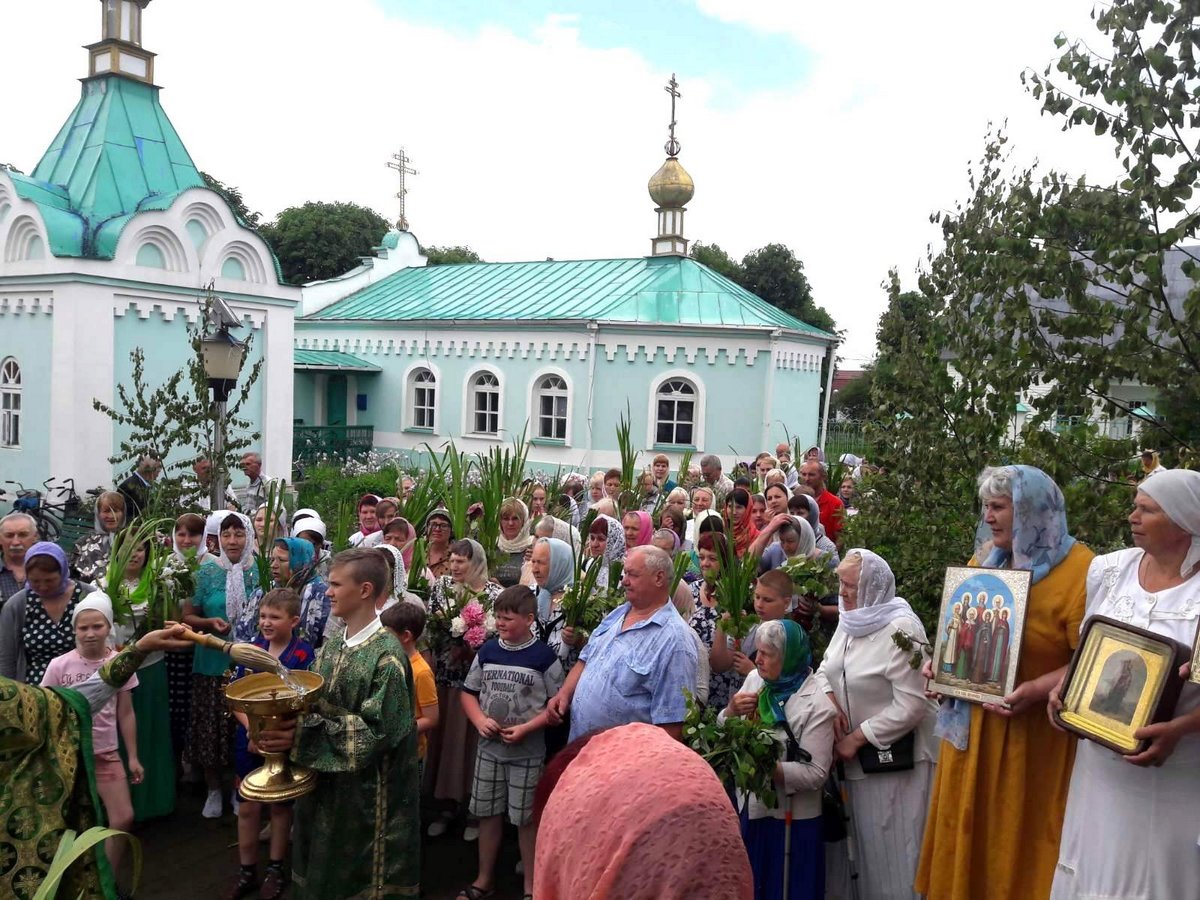 День Святой Троицы отметили в Хотимске