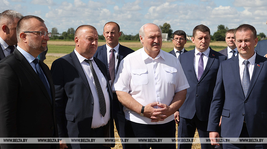 Лукашенко ответил тем “деятелям”, которые недовольны сдерживанием цен на продукты питания