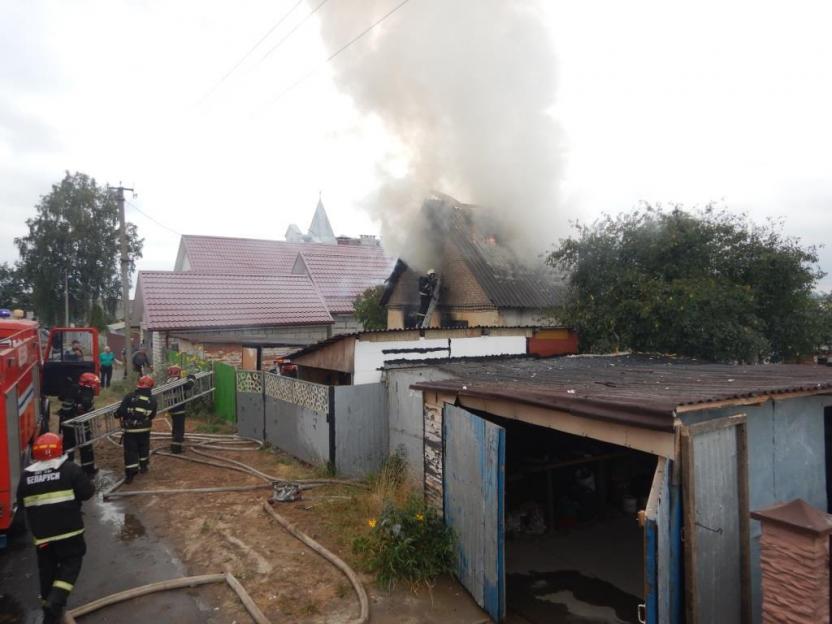 В частном секторе Могилева сгорел жилой дом