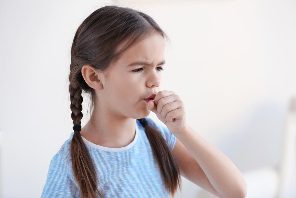 Как избавиться от сухого кашля в начале простуды: ответ врача
