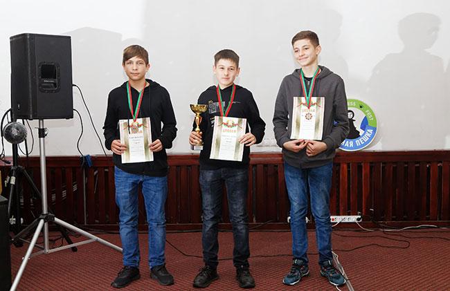 Могилевчане завоевали награды на первенствах Беларуси по быстрым шахматам и блицу