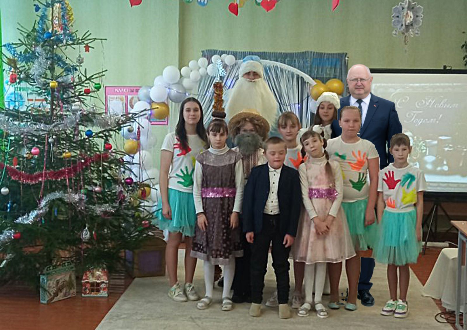 В Хотимском районном ЦКРОиР прошло инклюзивное представление «Новогодняя сказка»