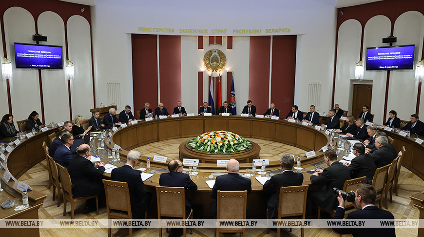 Заседание коллегий МИД Беларуси и России проходит в Минске