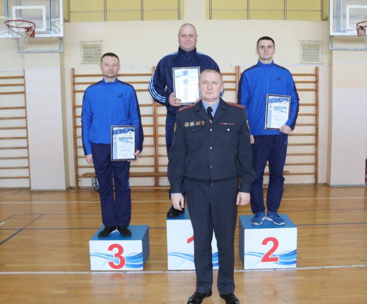 2 место заняла команда Климовичского отдела охраны, в состав которой вошёл хотимчанин, в соревнованиях по плаванию