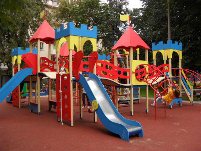 В Хотимске благоустроят детские площадки