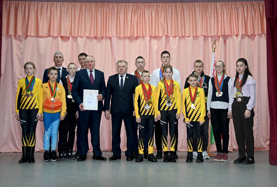 В а/г Забелышин отметили спортивные победы Александра Степченко и его лучших учеников (фото)