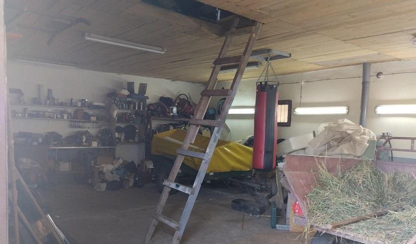 Шестилетний мальчик в Могилёве упал с лестницы в гараже и получил травмы головы