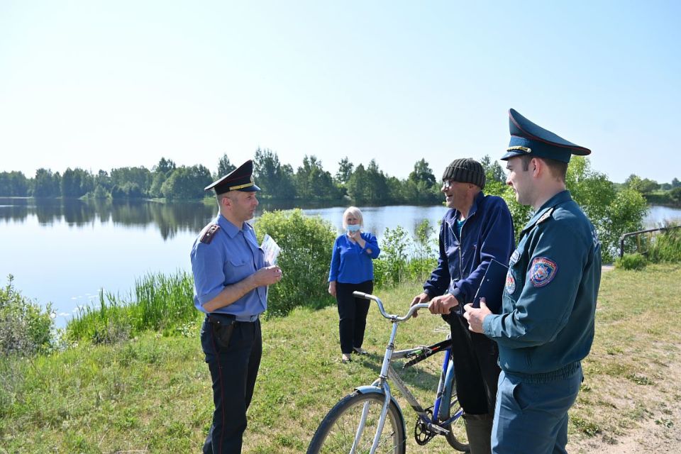 Сегодня мобильная группа инспектировала водоемы Хотимщины