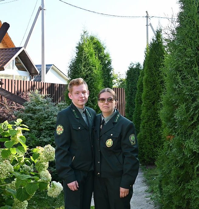 «Нас поженила профессия». Два года семья Авласенко трудится в Хотимском лесничестве
